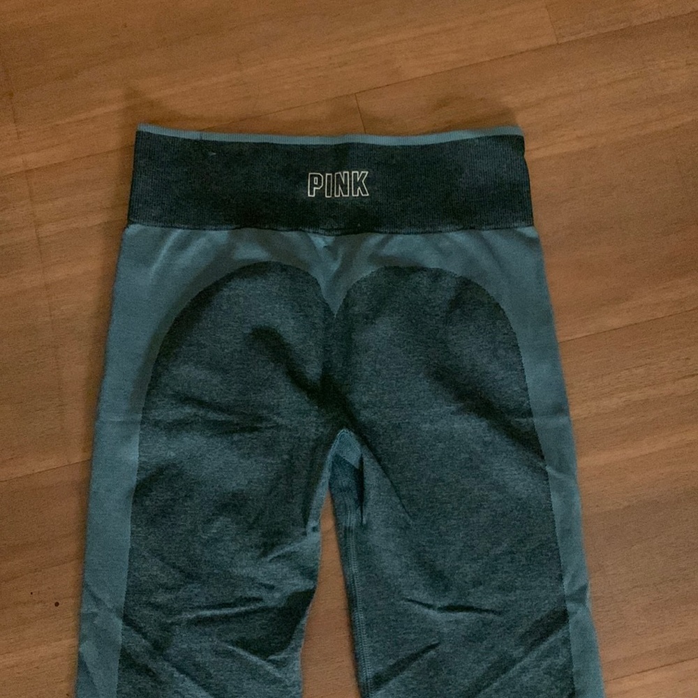 Victoria Secret Pink leggings